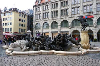 결혼 회전목마(에에카루셀)